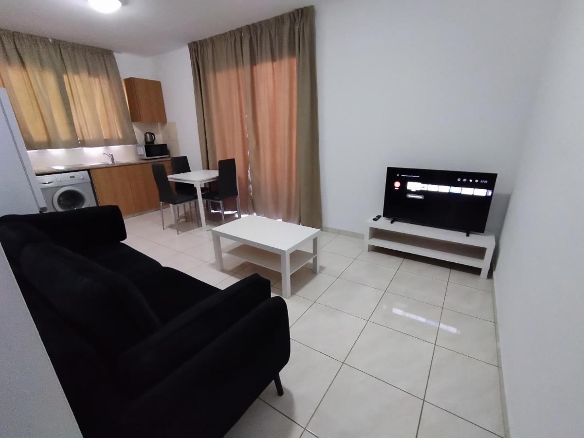 Appartamento Polycarpou 48 Paphos Esterno foto