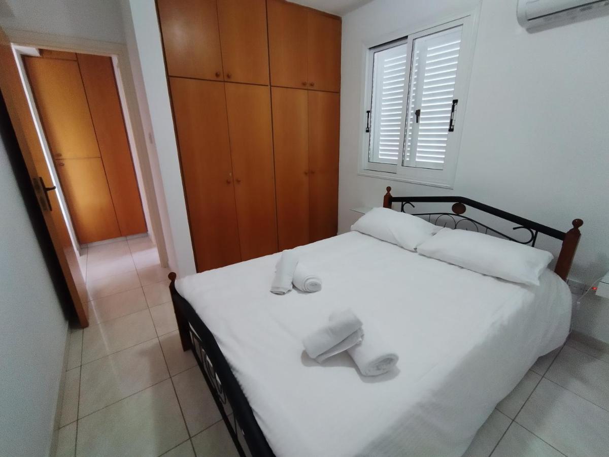 Appartamento Polycarpou 48 Paphos Esterno foto