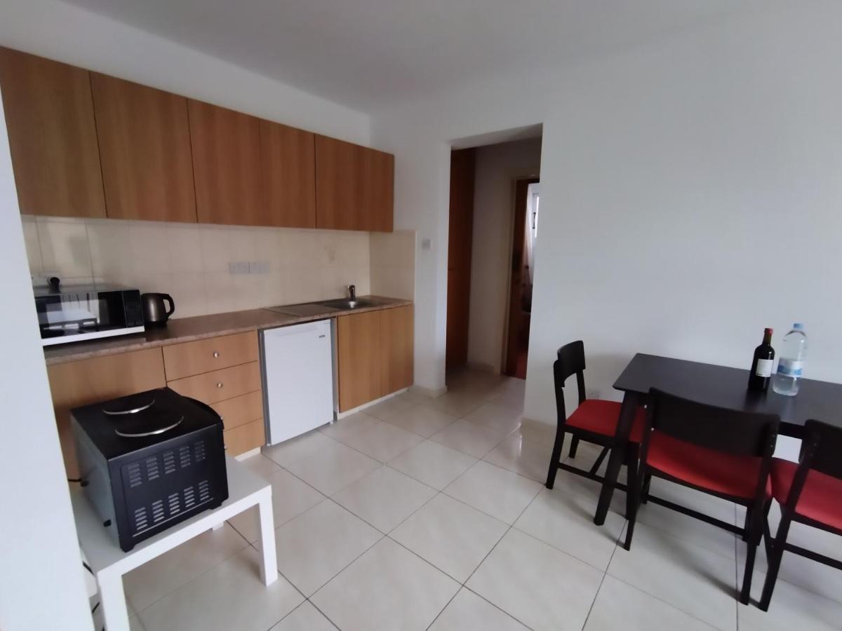 Appartamento Polycarpou 48 Paphos Esterno foto